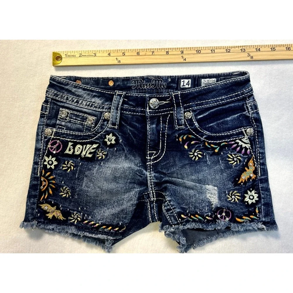 Miss Me Embellished Embroidered Cutoff Denim Shorts Distressed Girls Size 14 - Picture 14 of 15